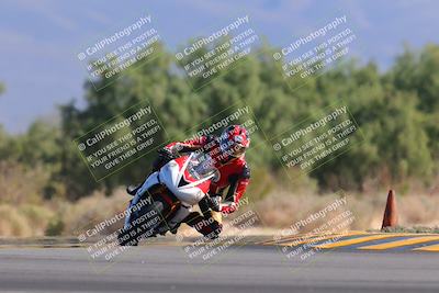 media/Nov-06-2022-SoCal Trackdays (Sun) [[208d2ccc26]]/Turn 7 Set 1 (1050am)/